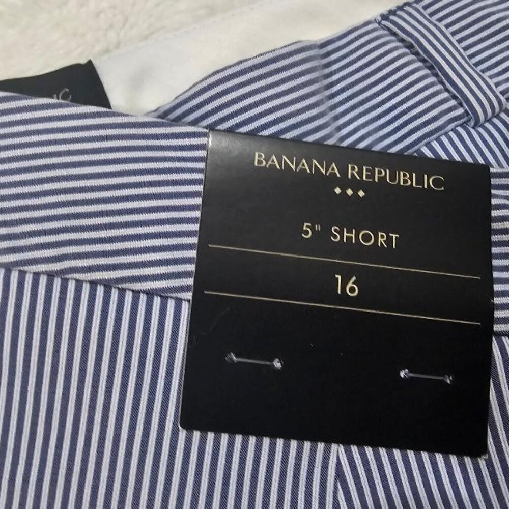 Banana Republic Women's Classic Blue & White Stripe Shorts - Picture 3 of 6